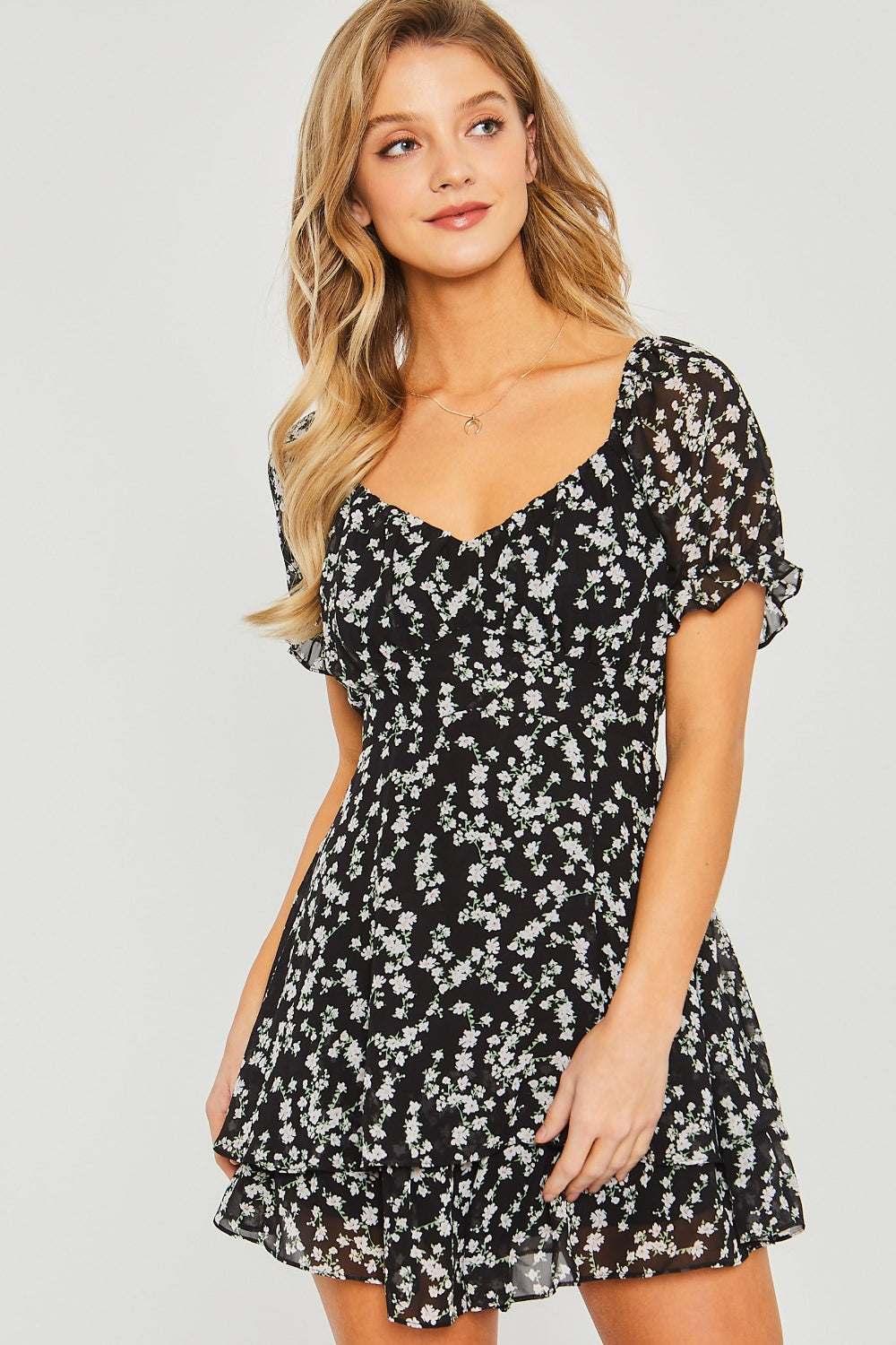 Love Tree Ditsy Floral Short Sleeve Romper-Trendy Canvas