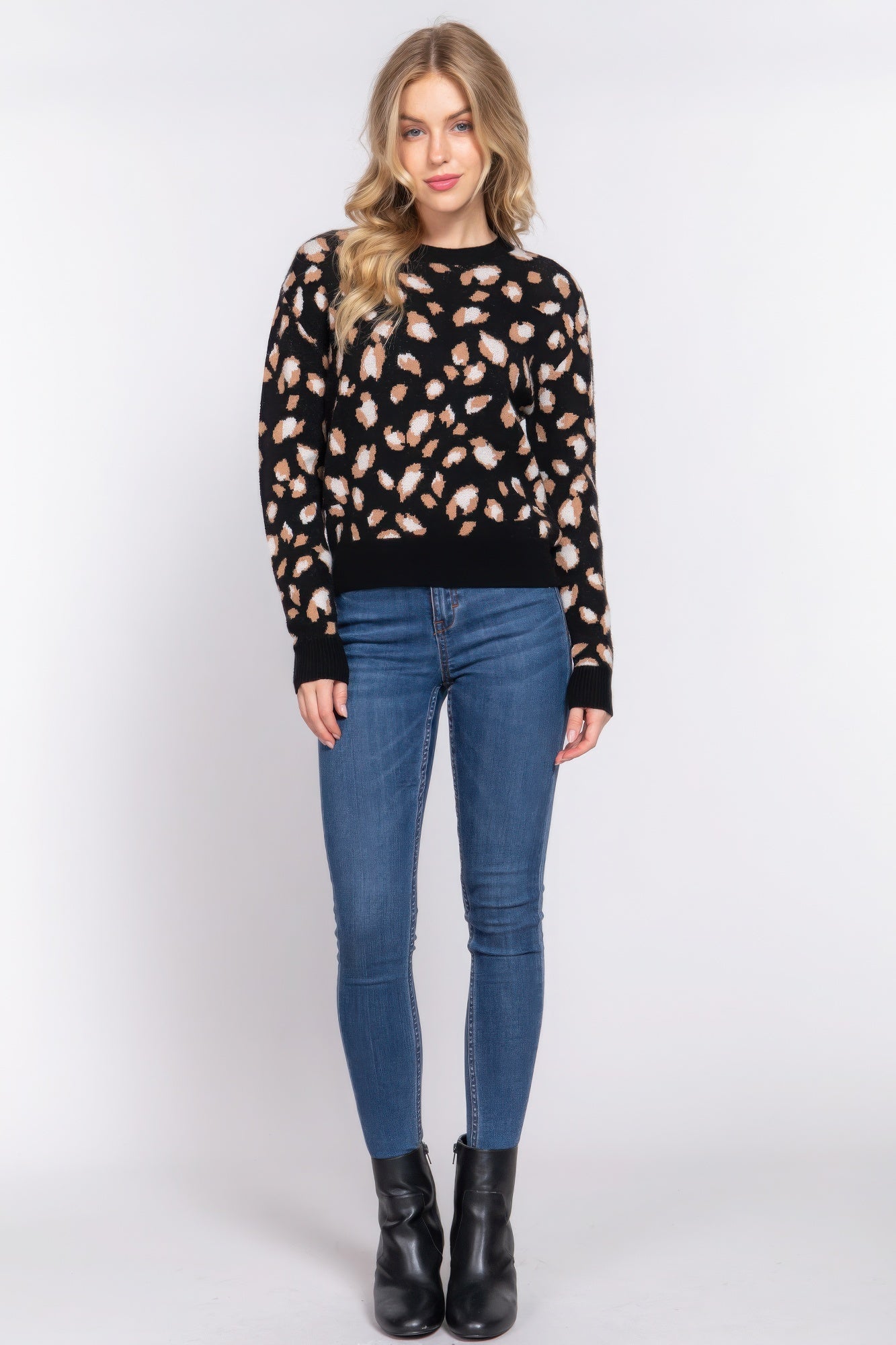 Long Slv Animal Jacquard Sweater-Trendy Canvas